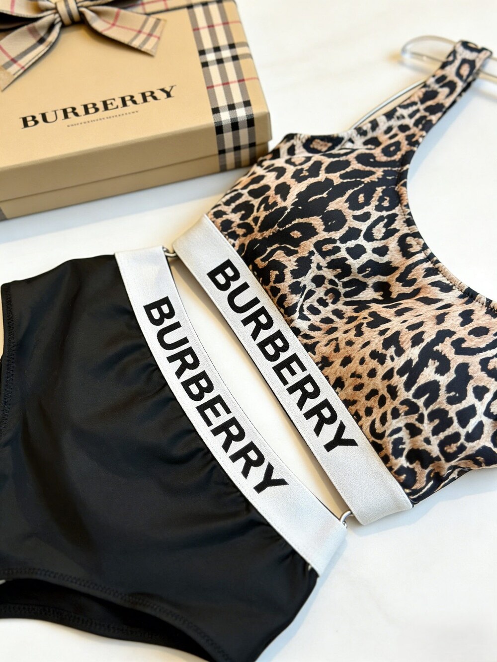 Luxury Leopard Print Bikini Set - Picture 3 of 6